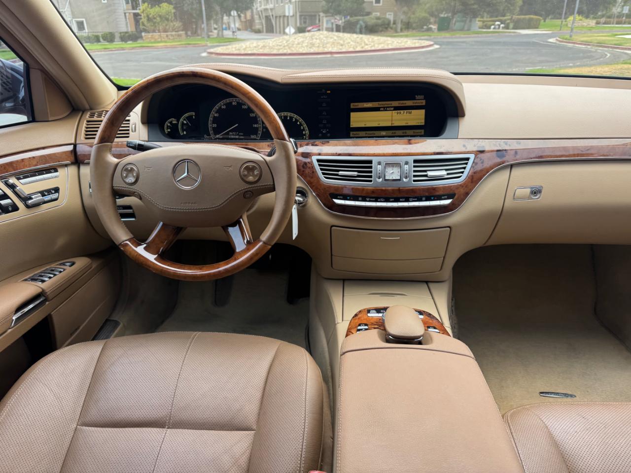 Mercedes-Benz S-Class S550 2008