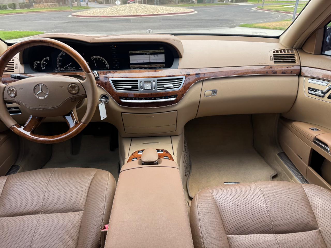 Mercedes-Benz S-Class S550 2008