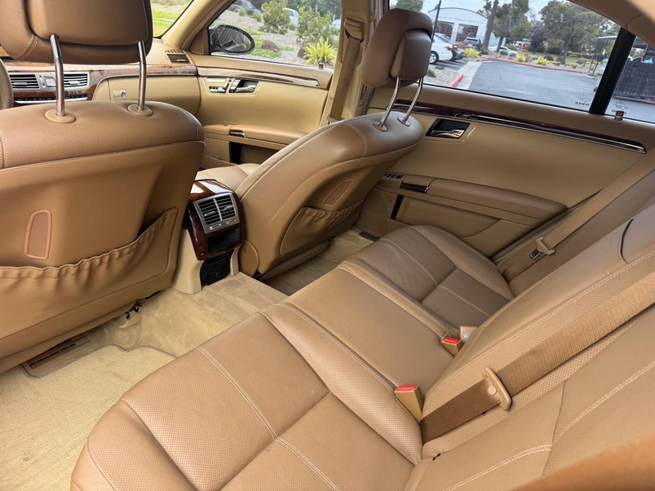 Mercedes-Benz S-Class S550 2008