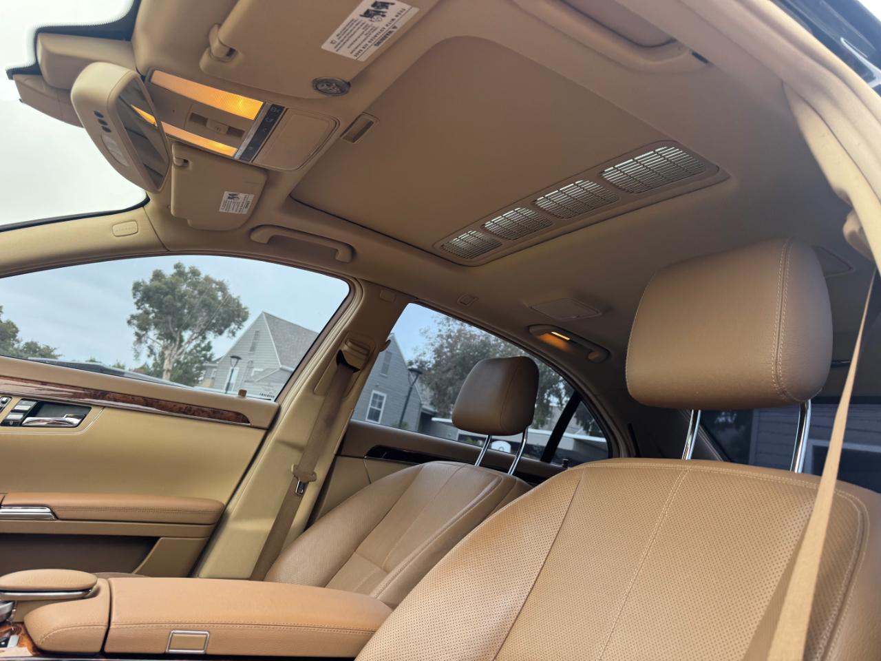 Mercedes-Benz S-Class S550 2008