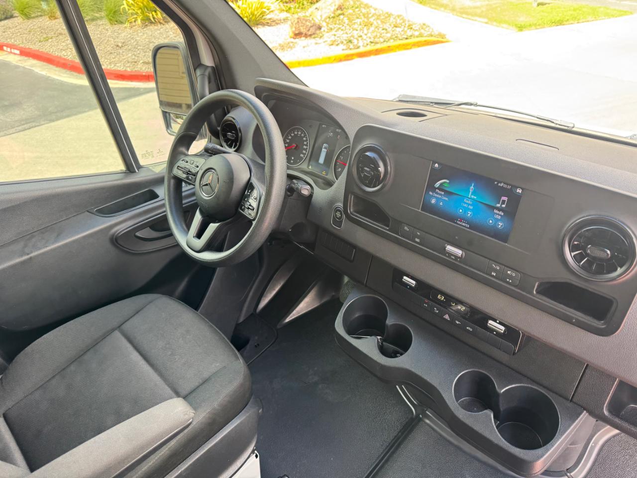 Mercedes-Benz Sprinter 2500 144-in. WB 2022