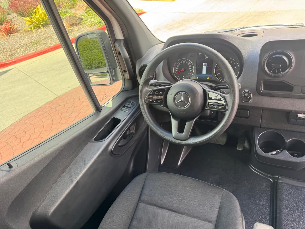 Mercedes-Benz Sprinter 2500 144-in. WB 2022
