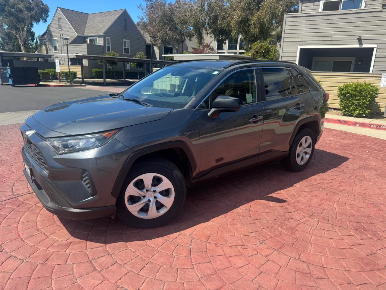 Toyota RAV4 LE 2019