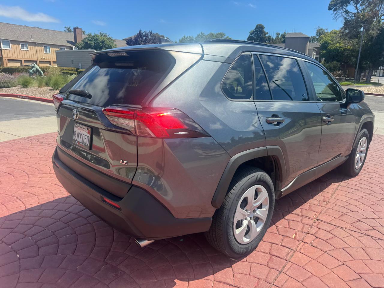Toyota RAV4 LE 2019