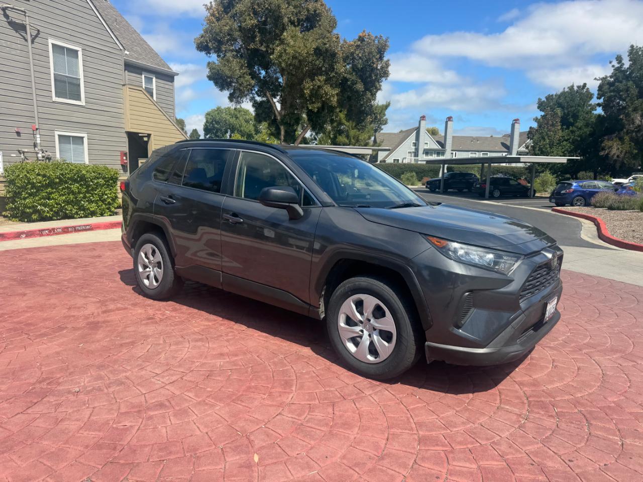 Toyota RAV4 LE 2019