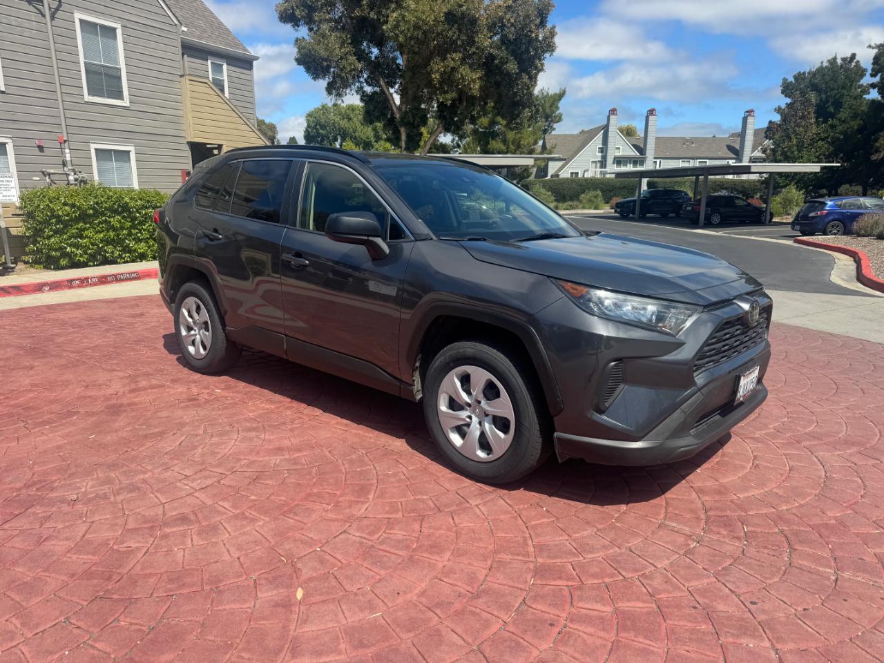 Toyota RAV4 LE 2019