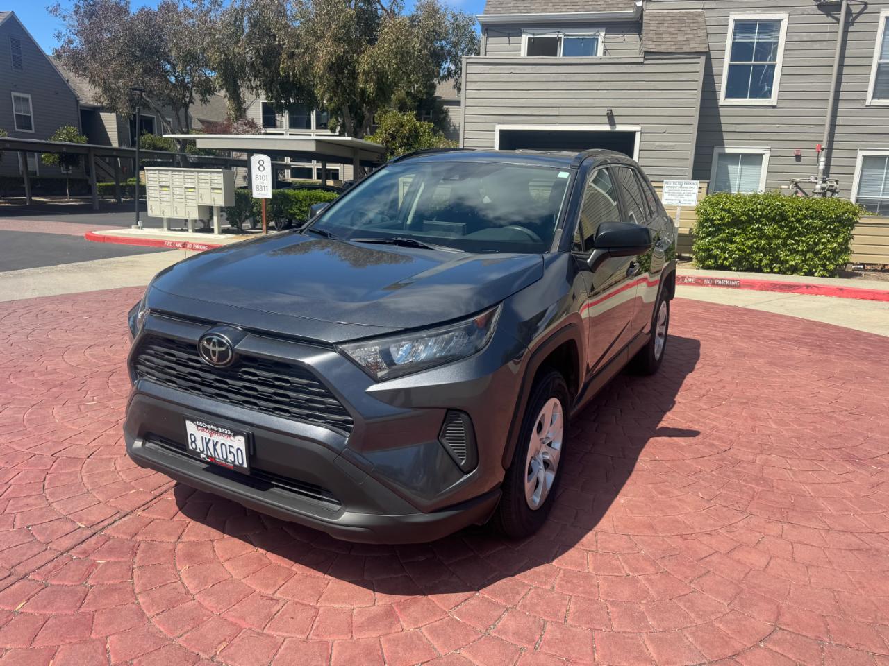Toyota RAV4 LE 2019