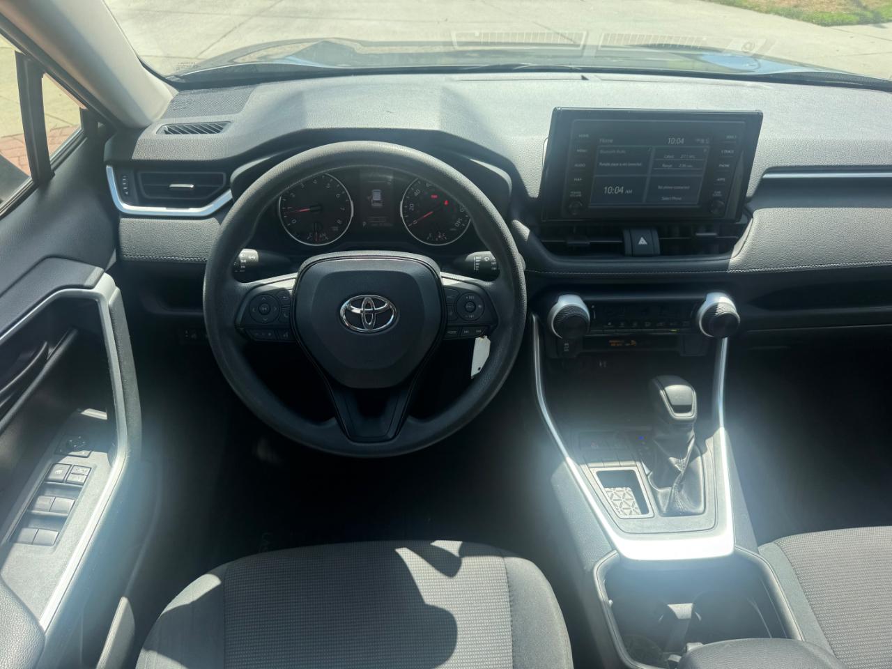 Toyota RAV4 LE 2019