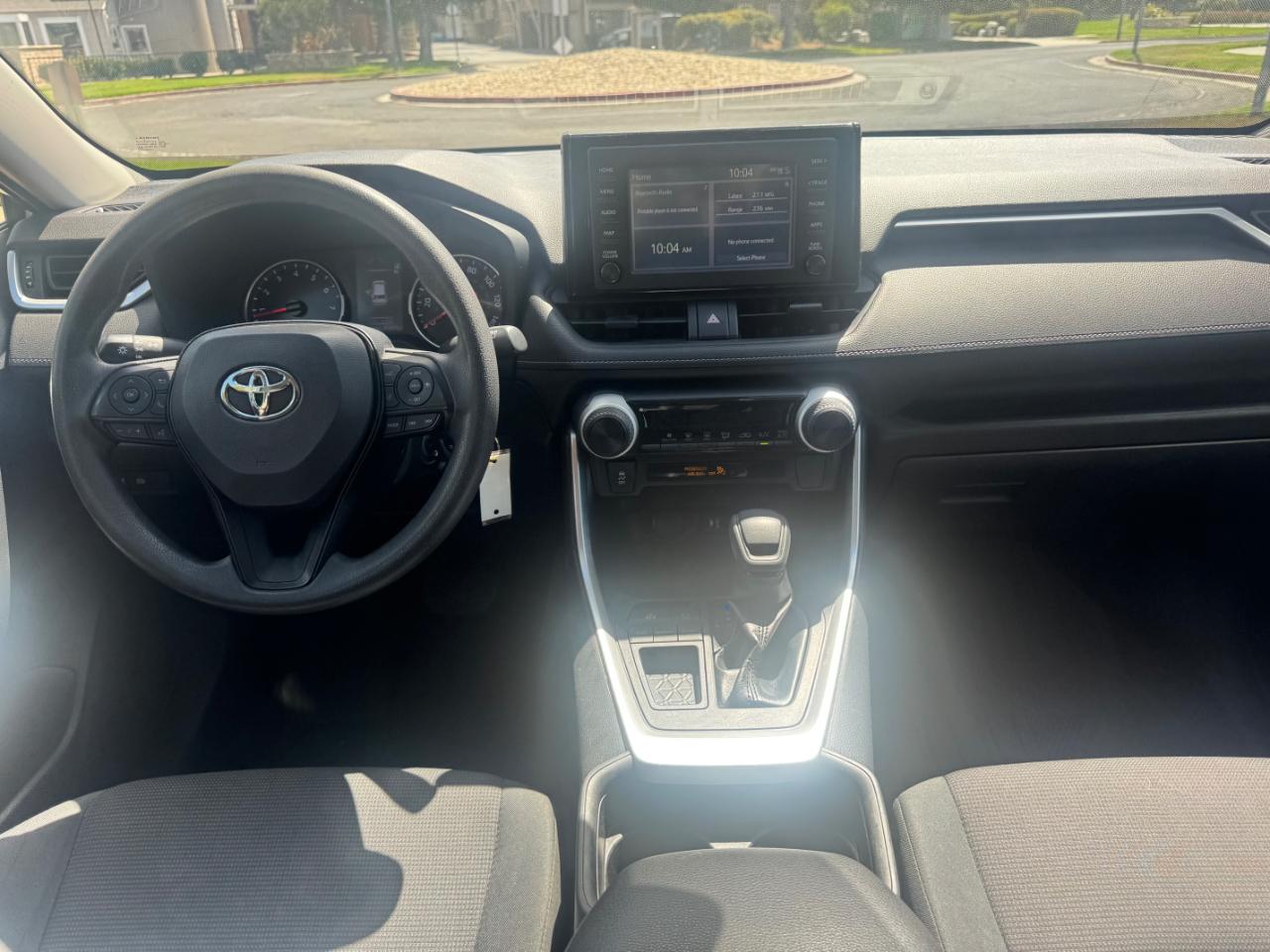 Toyota RAV4 LE 2019