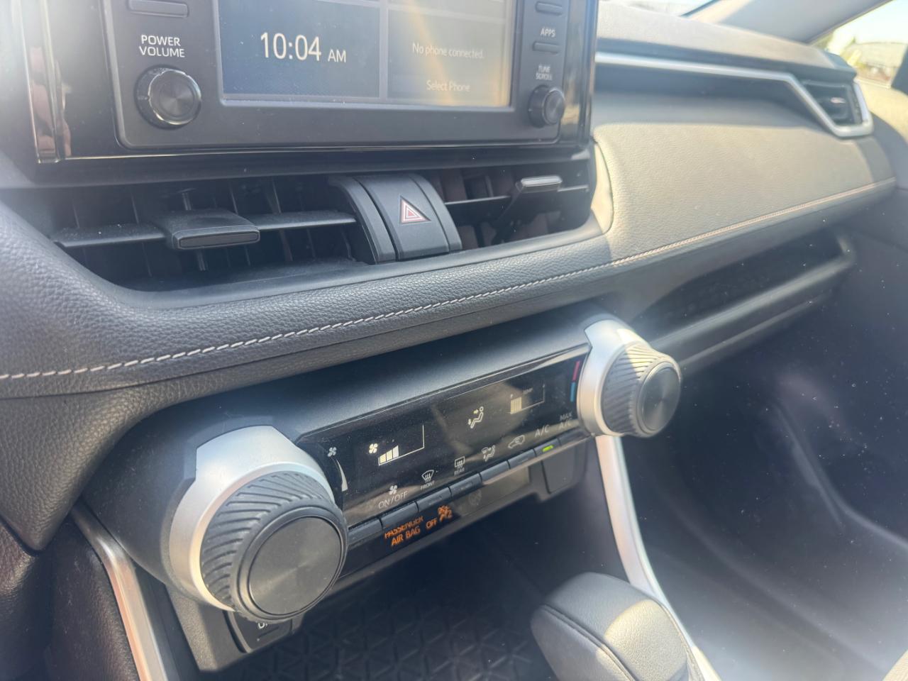 Toyota RAV4 LE 2019