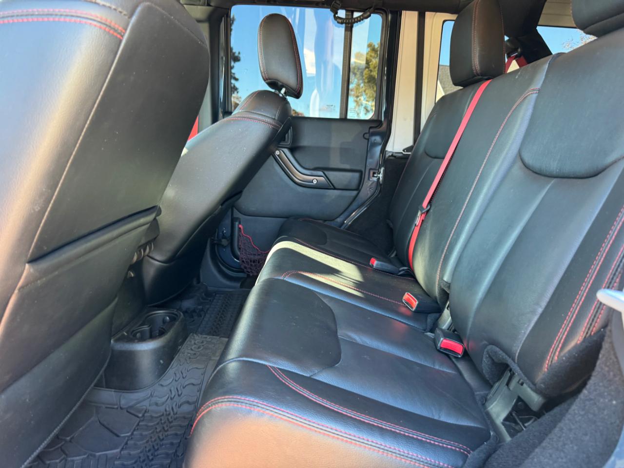 Jeep Wrangler Unlimited Rubicon 4WD 2017