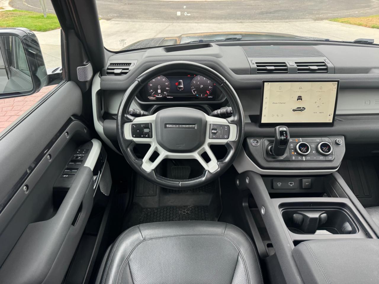 Land Rover Defender 130 S 2023