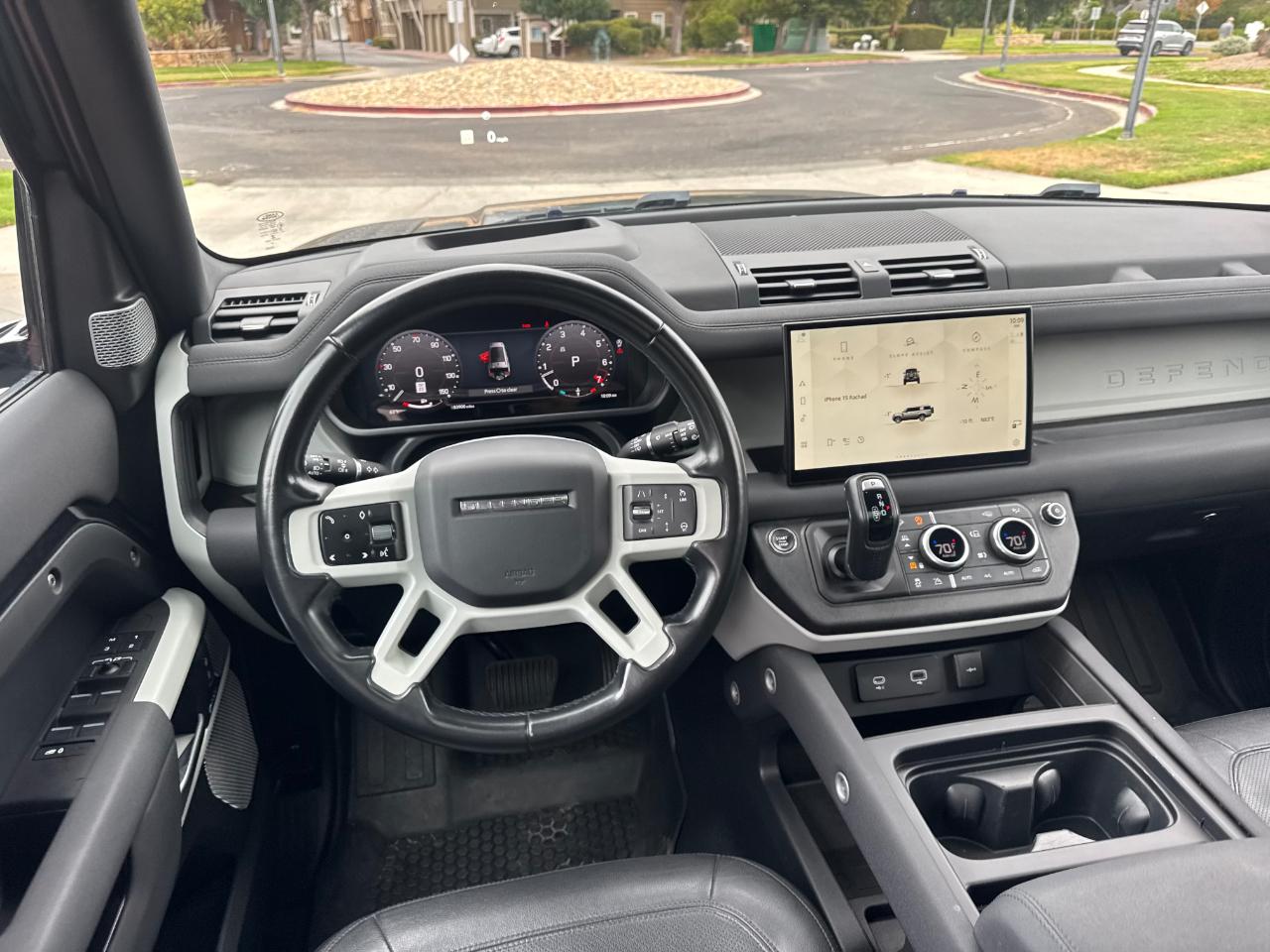 Land Rover Defender 130 S 2023