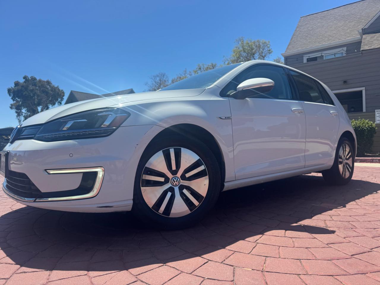 Volkswagen e-Golf SEL Premium 2016
