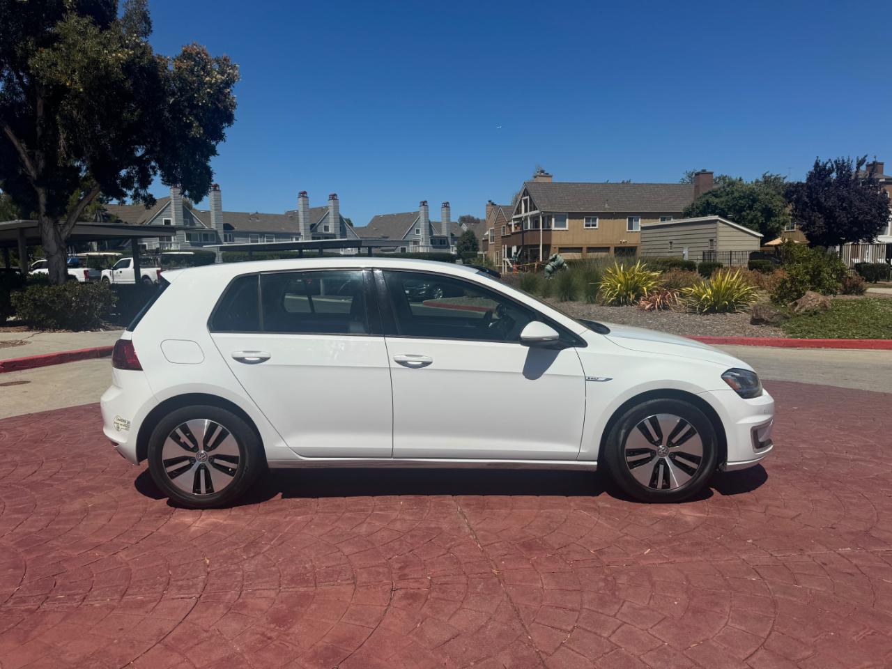 Volkswagen e-Golf SEL Premium 2016