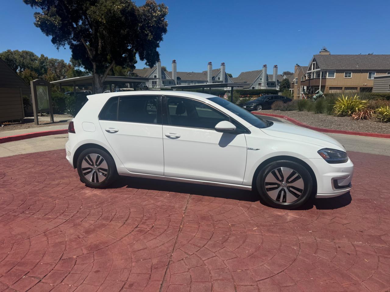 Volkswagen e-Golf SEL Premium 2016