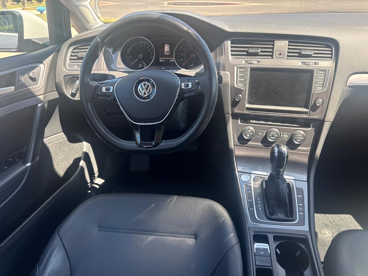 Volkswagen e-Golf SEL Premium 2016