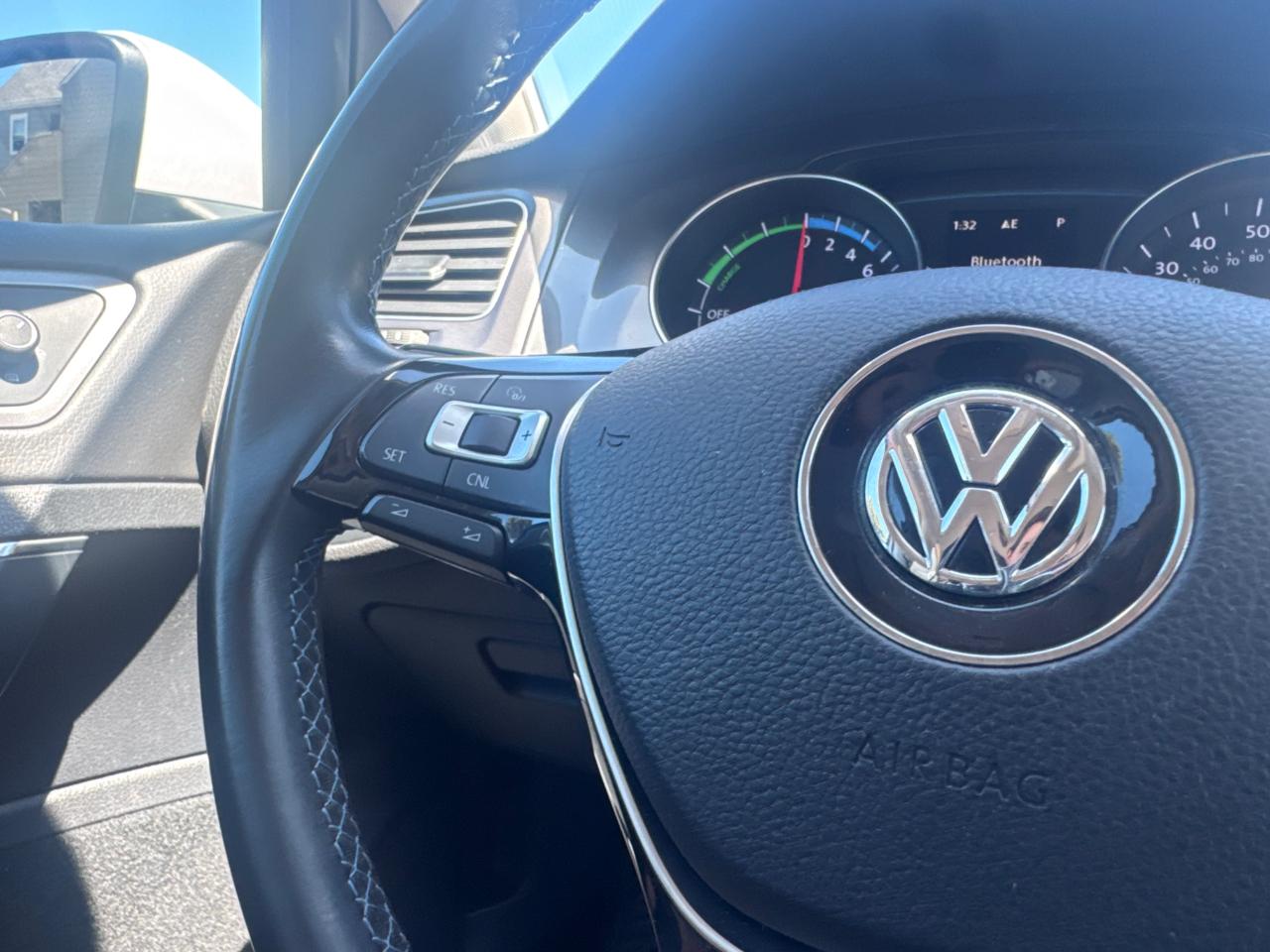 Volkswagen e-Golf SEL Premium 2016
