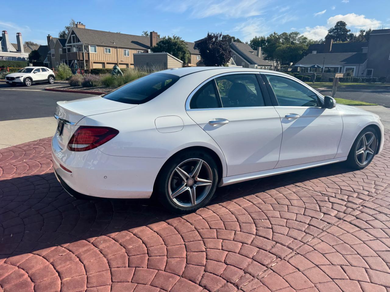 Mercedes-Benz E-Class E300 Luxury Sedan 2017