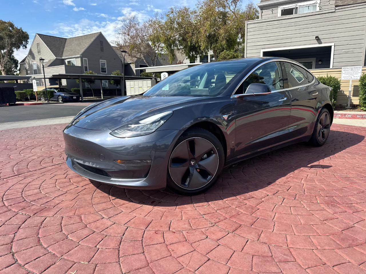 Tesla Model 3 Base 2018