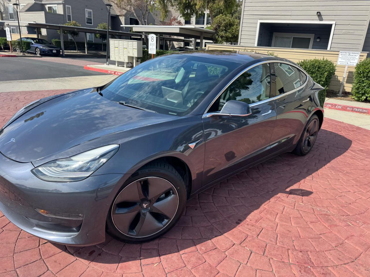 Tesla Model 3 Base 2018