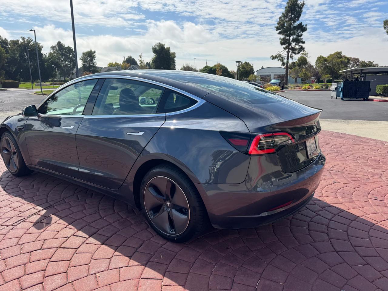 Tesla Model 3 Base 2018