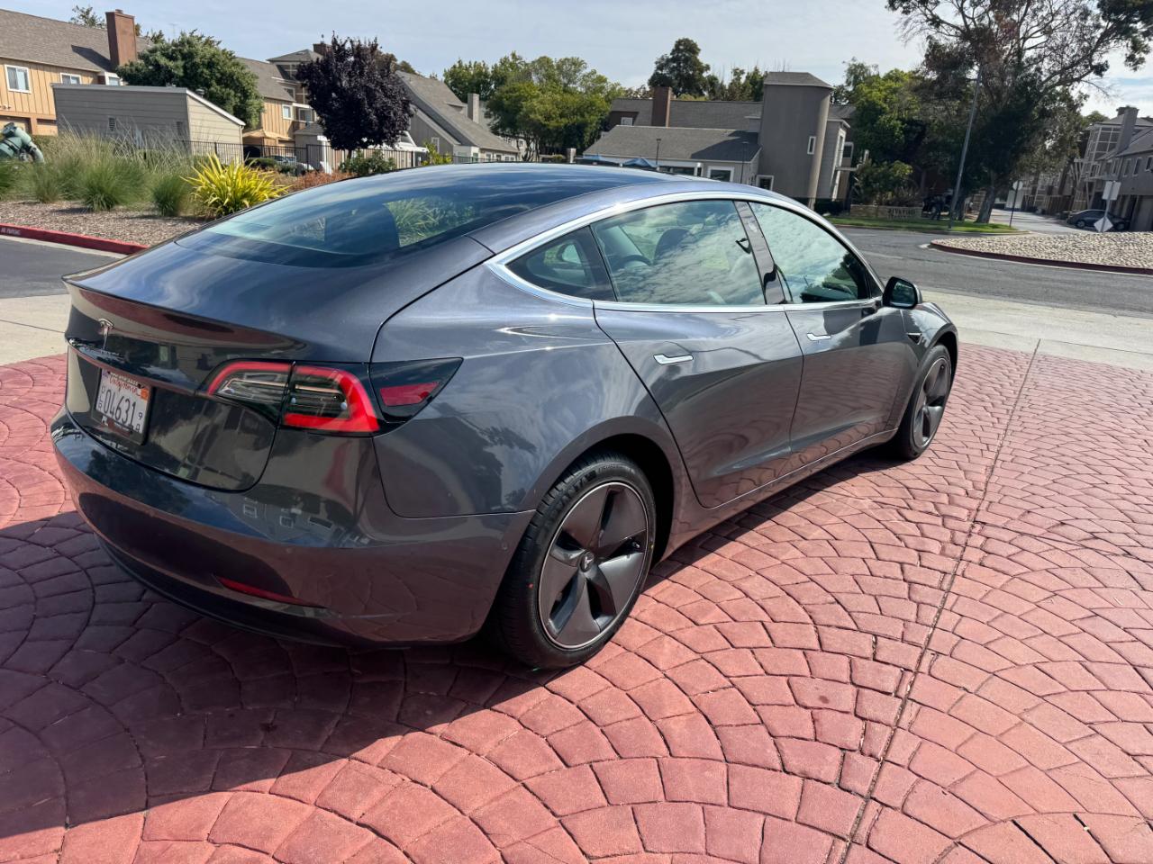 Tesla Model 3 Base 2018
