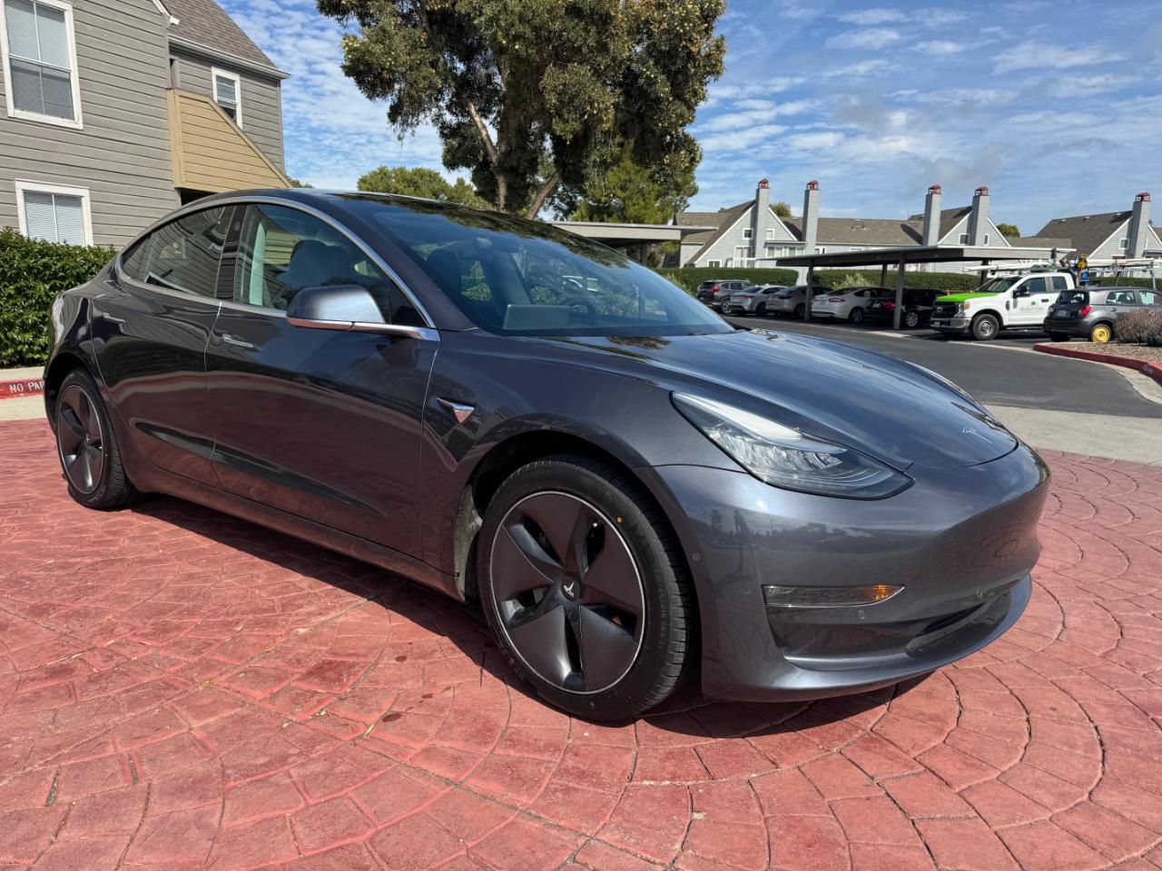 Tesla Model 3 Base 2018
