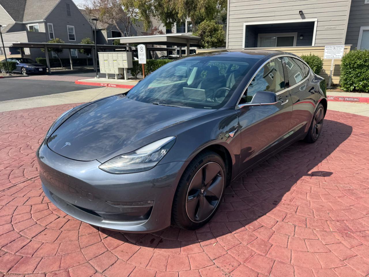 Tesla Model 3 Base 2018