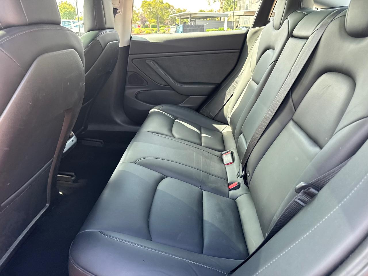 Tesla Model 3 Base 2018