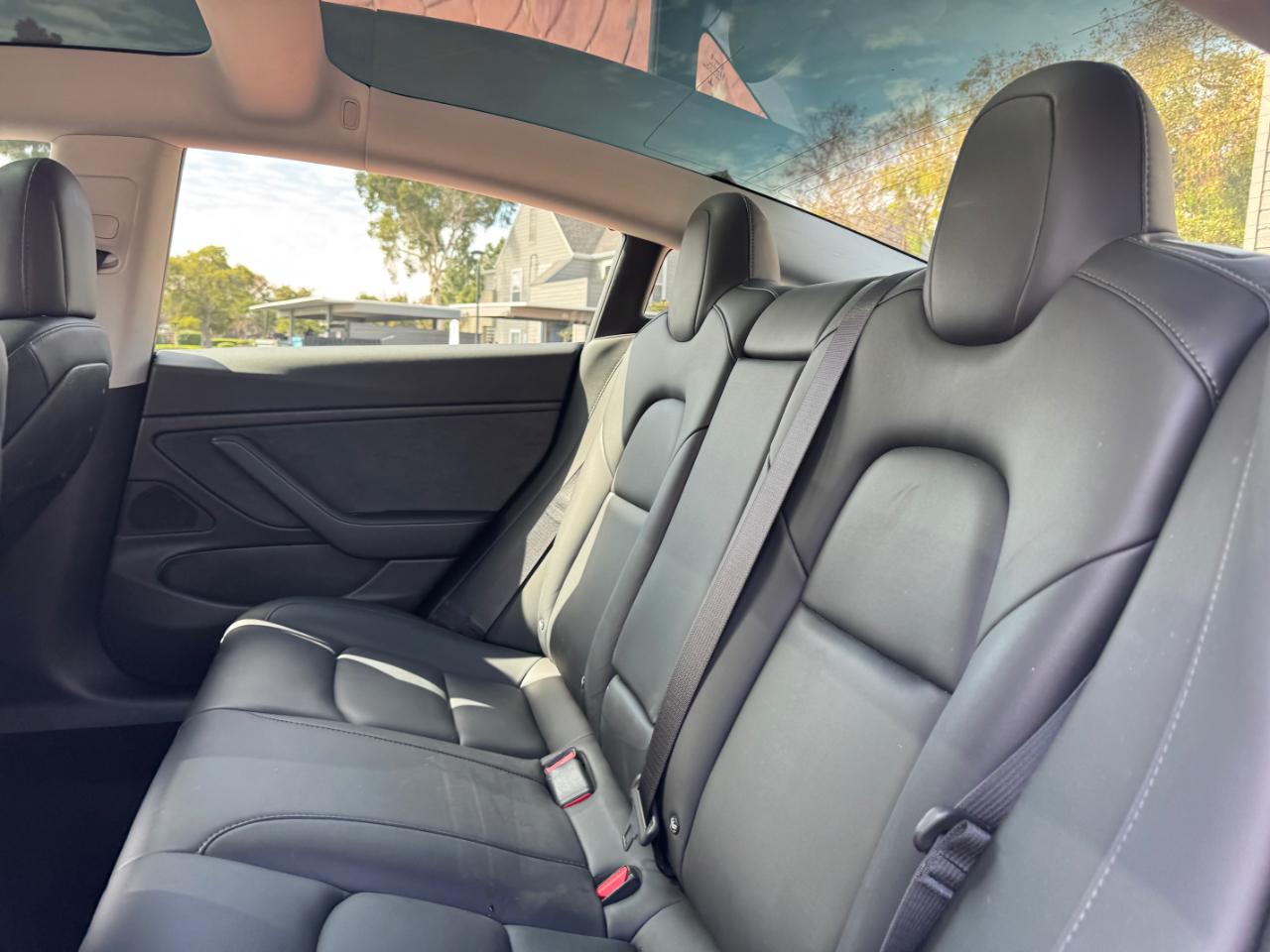 Tesla Model 3 Base 2018