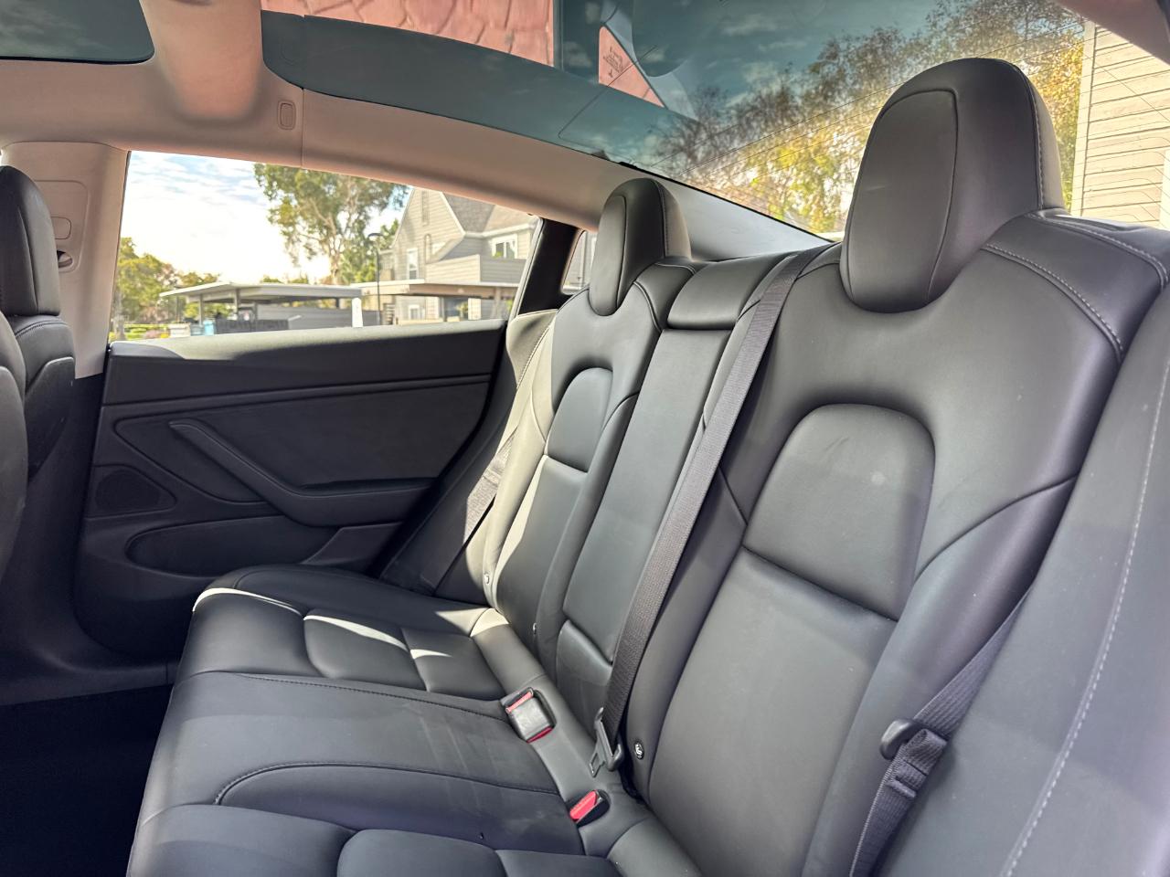 Tesla Model 3 Base 2018