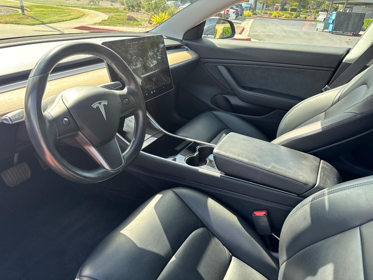 Tesla Model 3 Base 2018