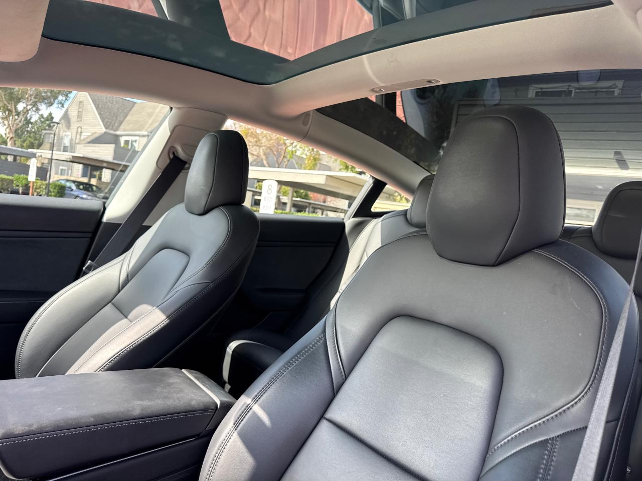 Tesla Model 3 Base 2018