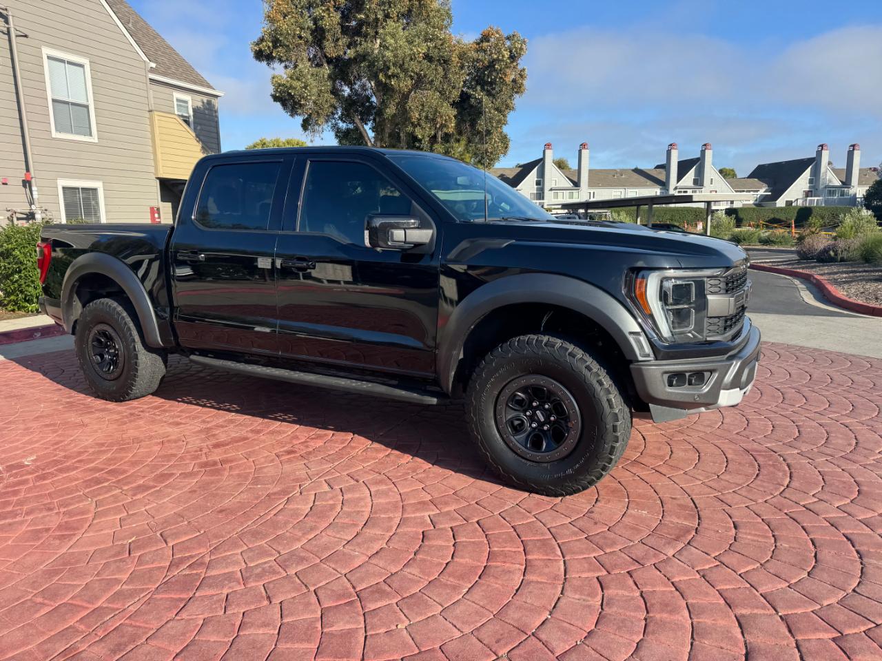 Ford F-150 Raptor SuperCrew 4WD 2021