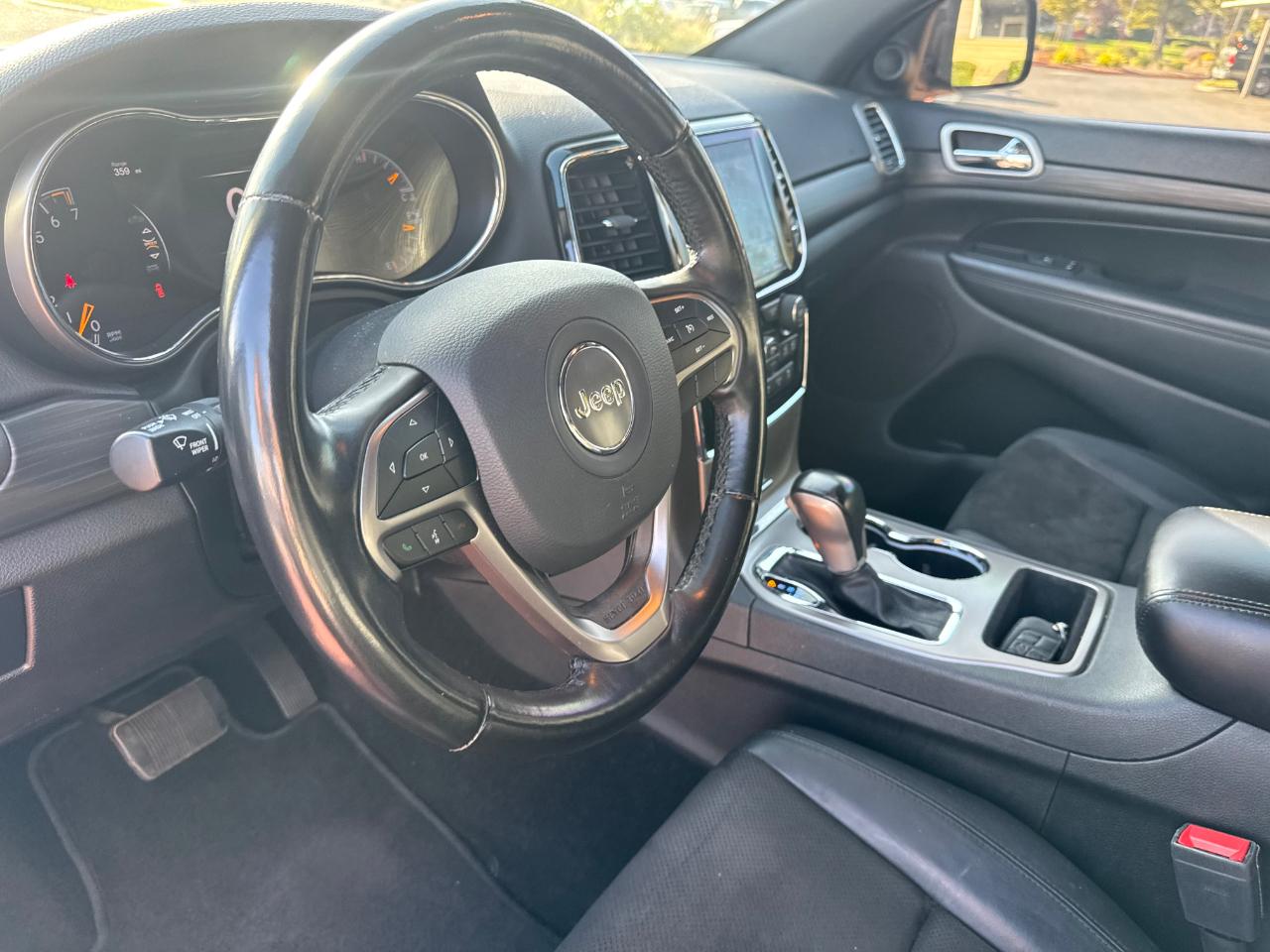 Jeep Grand Cherokee Laredo X 2WD 2021