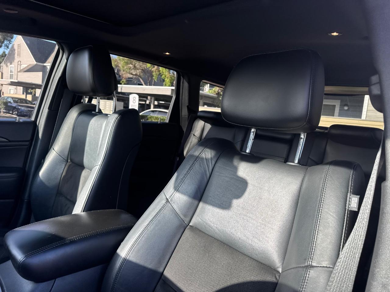 Jeep Grand Cherokee Laredo X 2WD 2021
