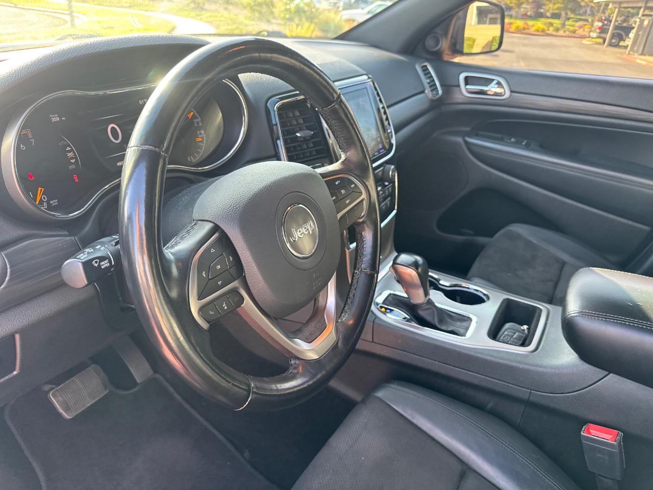 Jeep Grand Cherokee Laredo X 2WD 2021