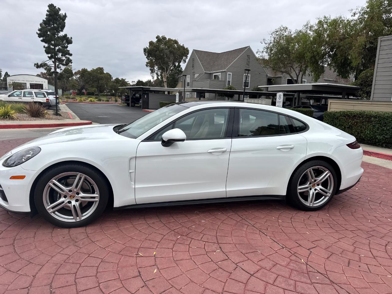 Porsche Panamera Base 2020
