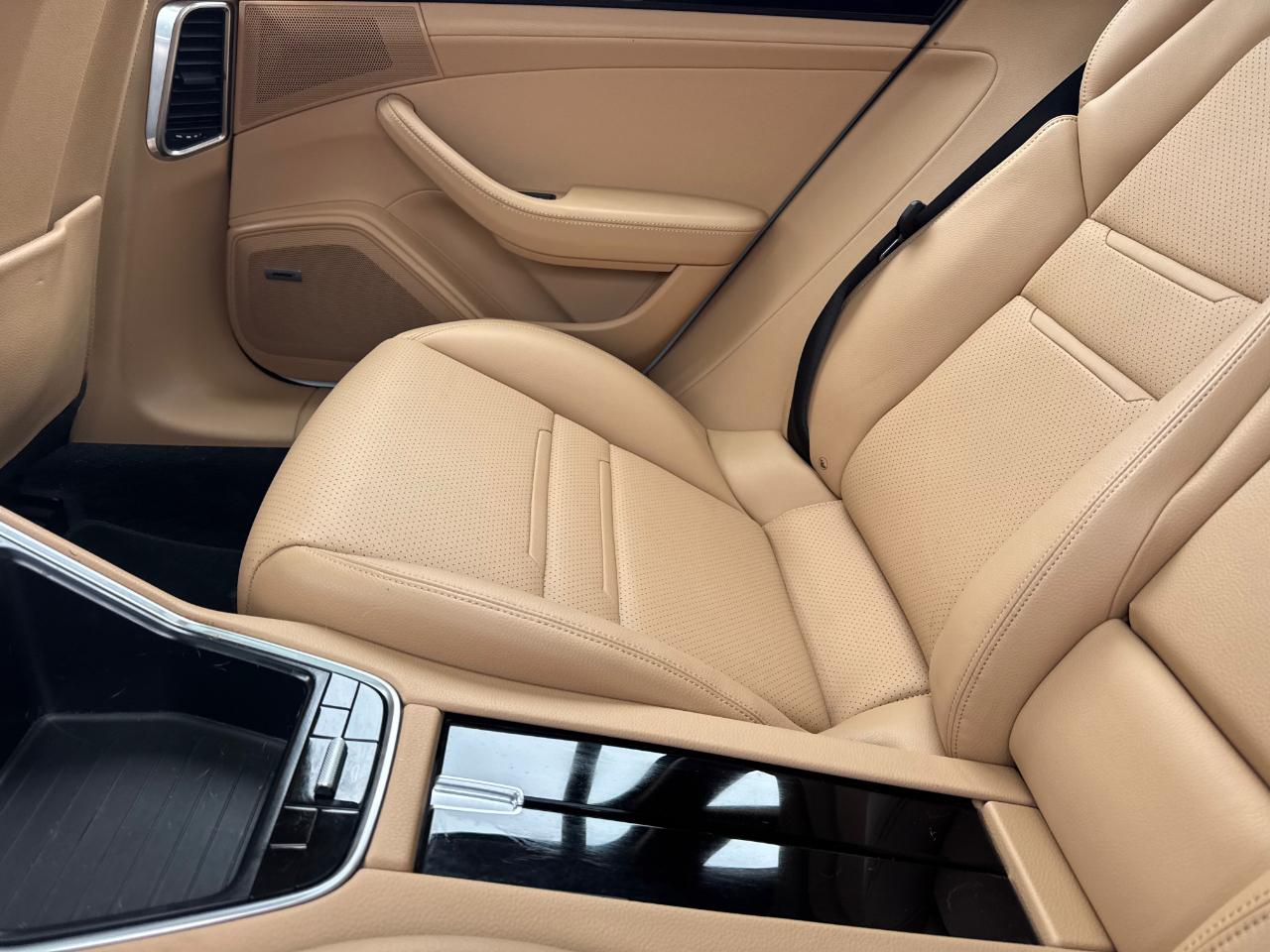 Porsche Panamera Base 2020