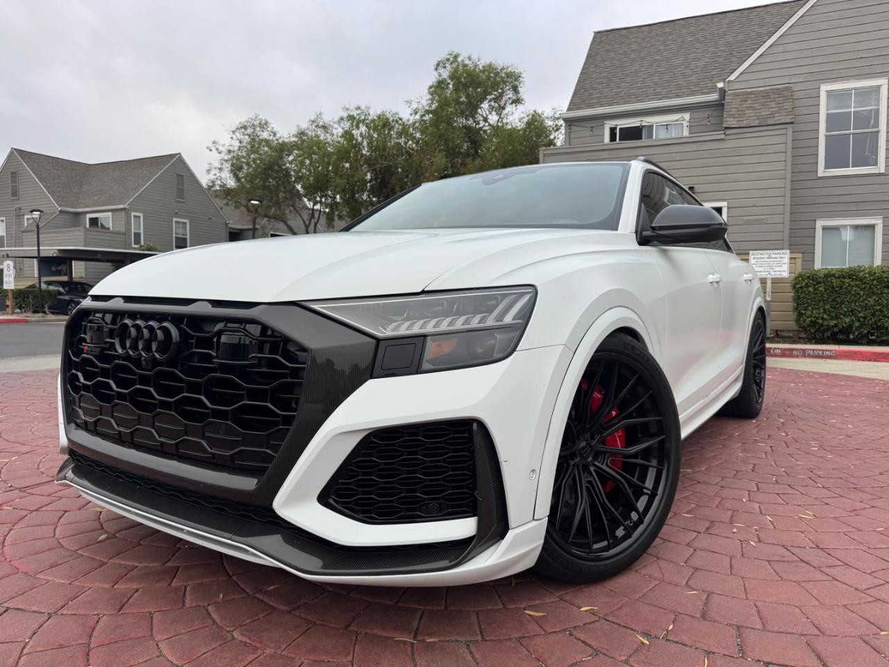 Audi RS Q8  2020