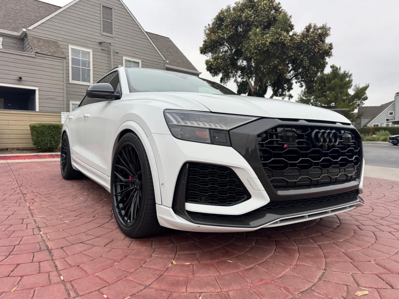 Audi RS Q8  2020
