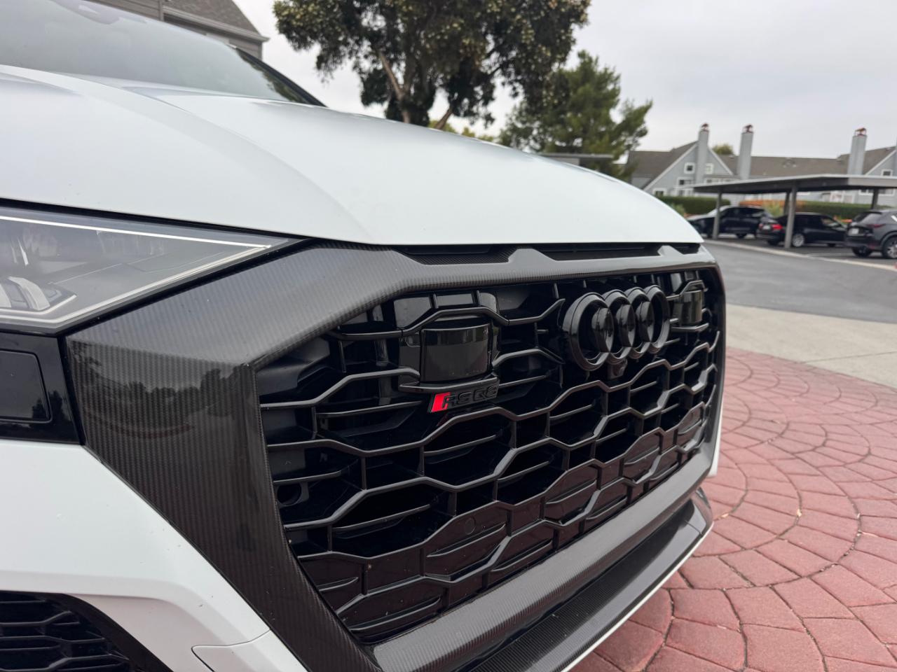 Audi RS Q8  2020