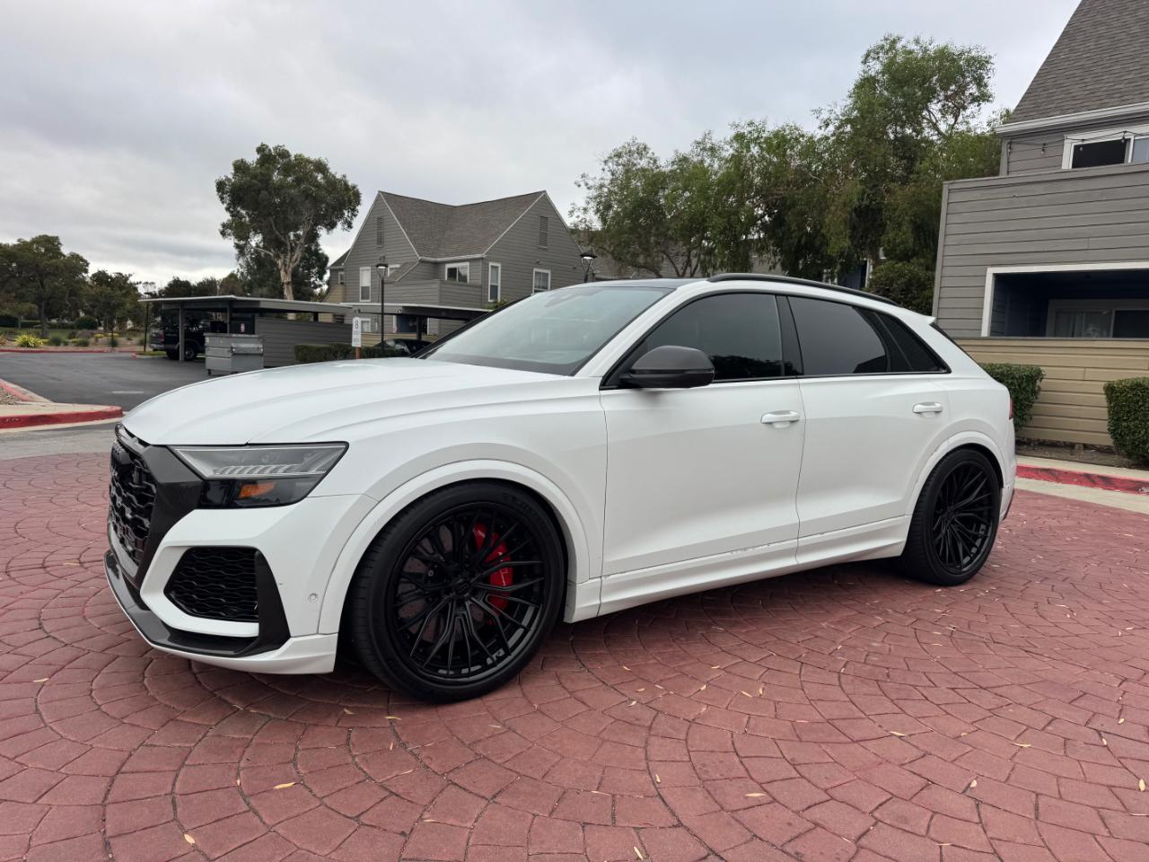 Audi RS Q8  2020