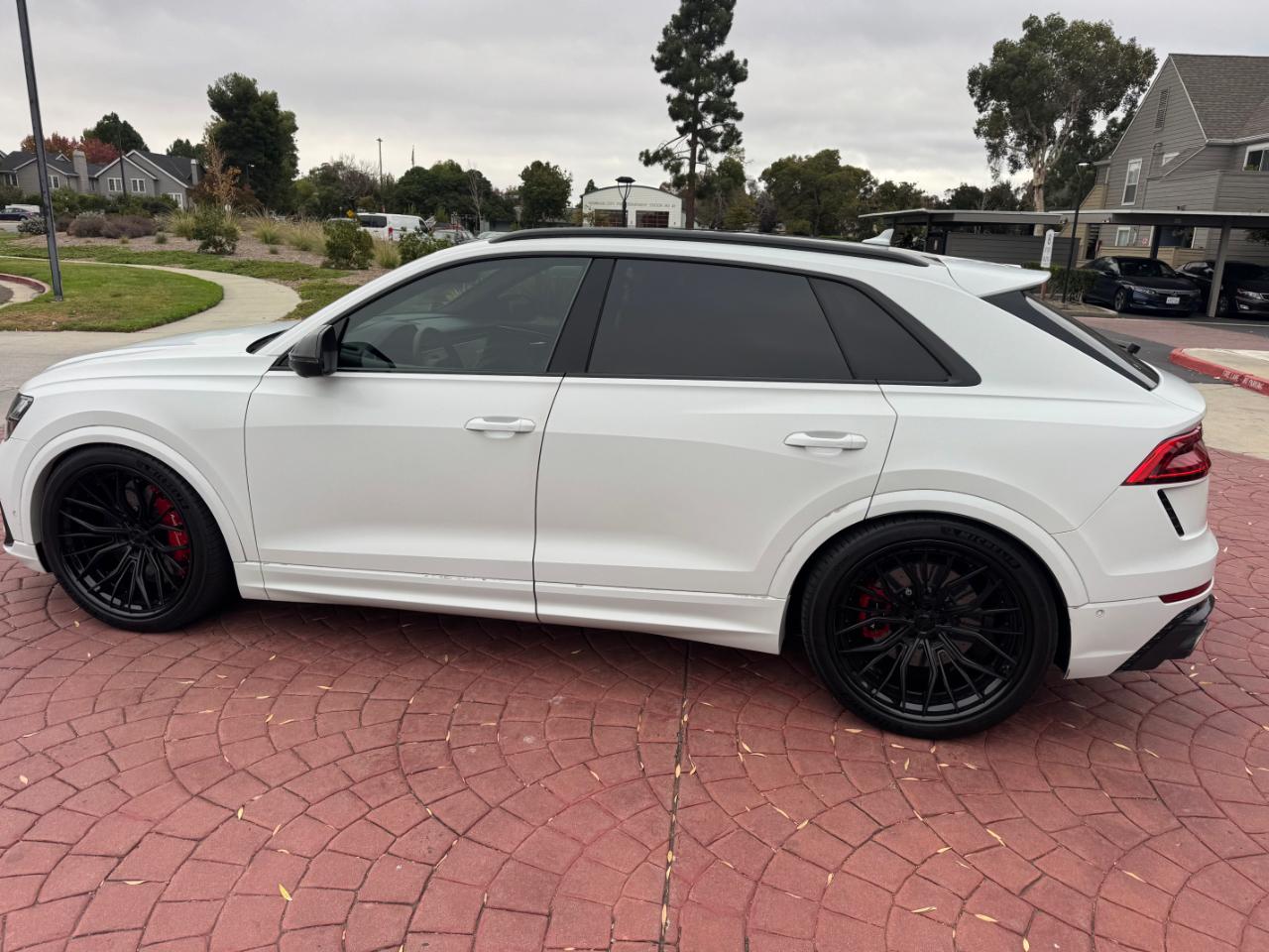Audi RS Q8  2020