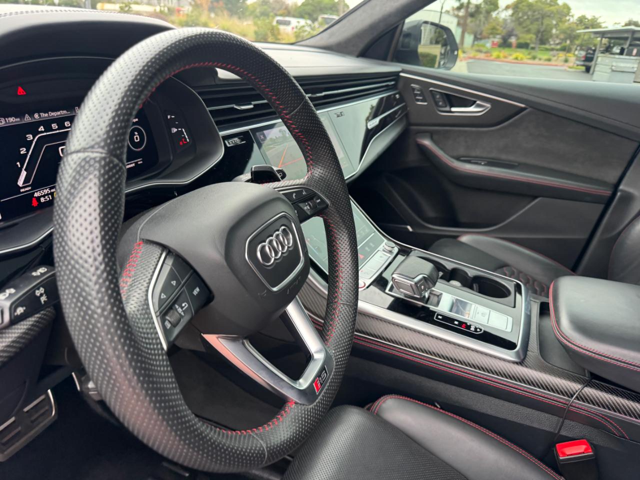 Audi RS Q8  2020