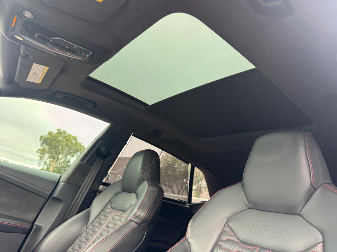Audi RS Q8  2020