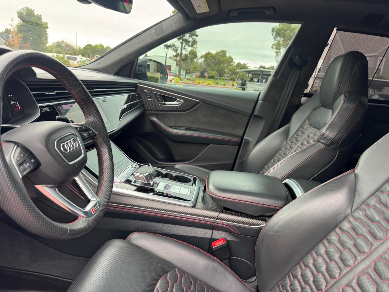 Audi RS Q8  2020