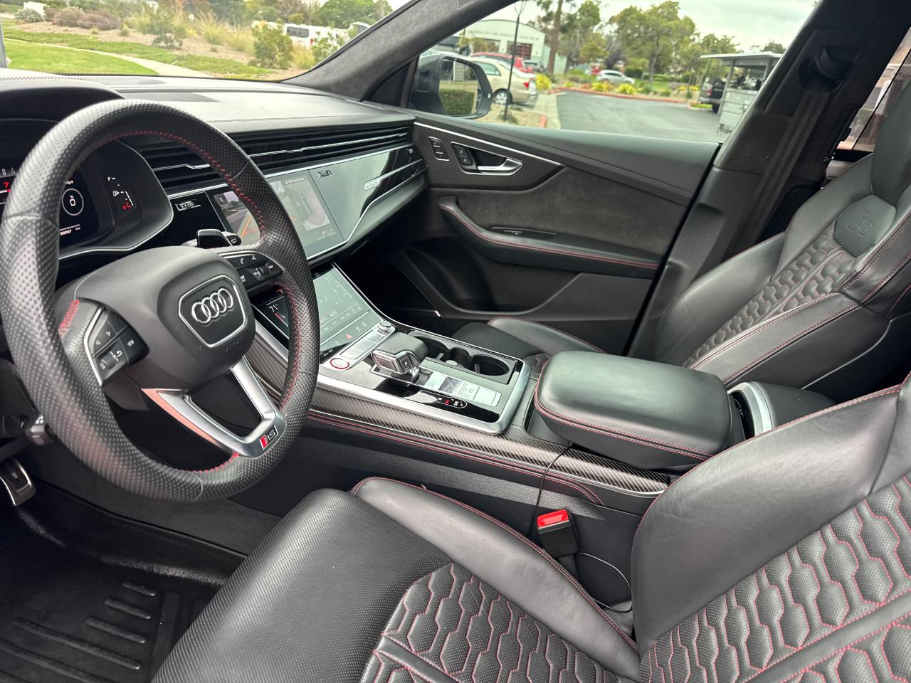 Audi RS Q8  2020