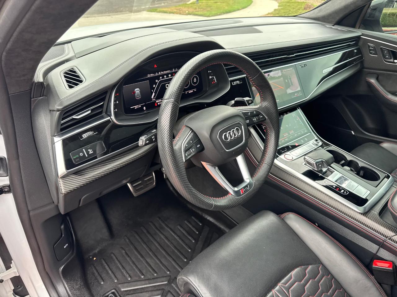 Audi RS Q8  2020